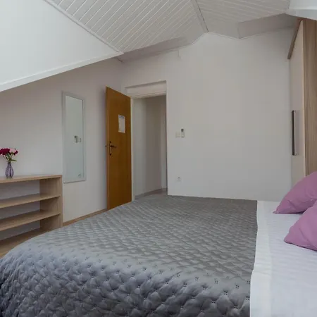 Marija Bibic Lägenhet Hvar Town