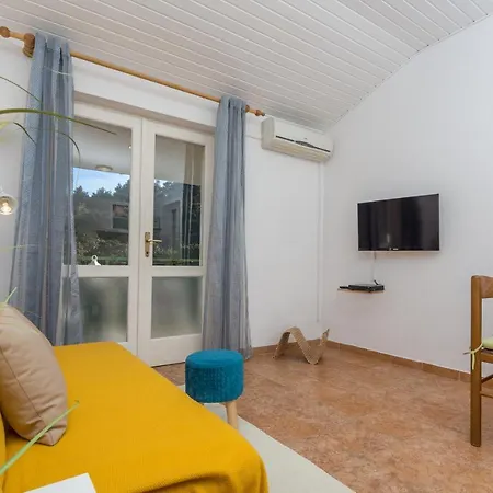 Marija Bibic Daire *